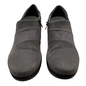 Clarks Gray Loafers Comfortable Slip-Ons size‎ 9.5